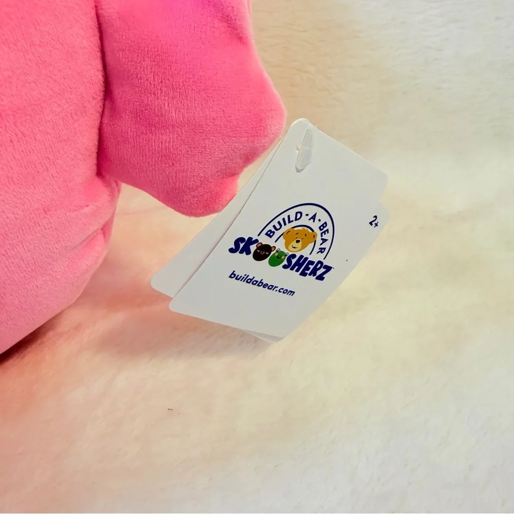 SKOOSHERZ™ Spring Pink Frog Stuffed Animal‎